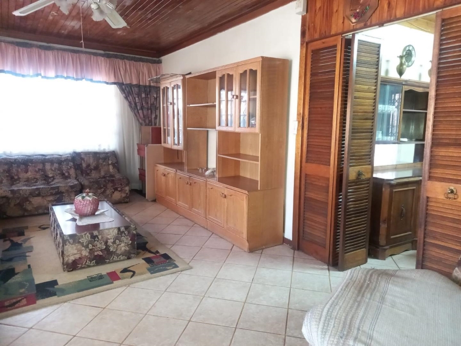 6 Bedroom Property for Sale in Actonville Gauteng
