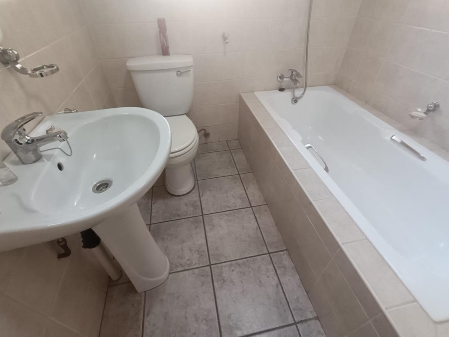 2 Bedroom Property for Sale in Beyers Park Gauteng