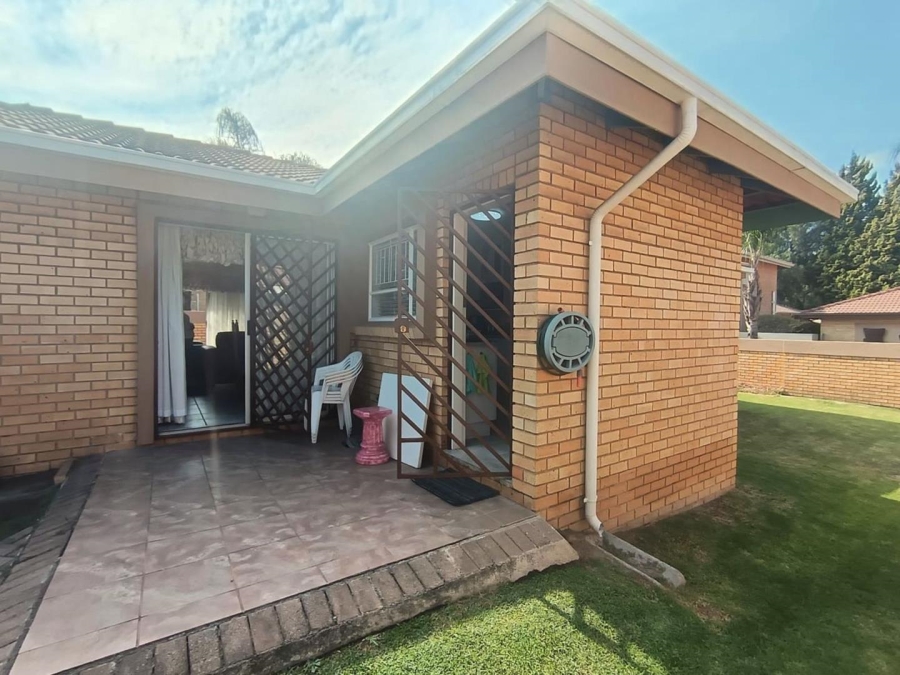 2 Bedroom Property for Sale in Beyers Park Gauteng