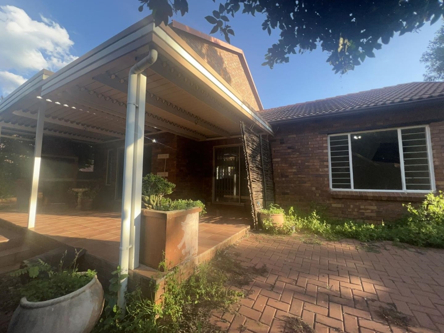 3 Bedroom Property for Sale in Weltevreden Park Gauteng