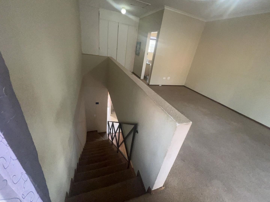 3 Bedroom Property for Sale in Weltevreden Park Gauteng