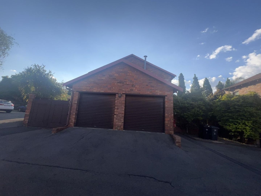 3 Bedroom Property for Sale in Weltevreden Park Gauteng