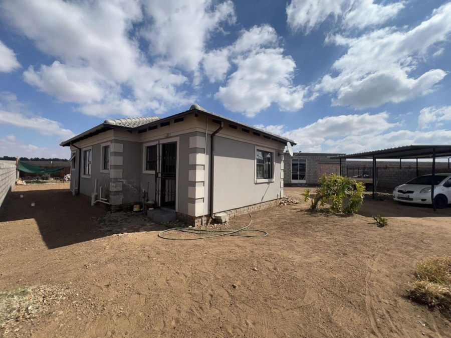 3 Bedroom Property for Sale in Azaadville Gardens Gauteng