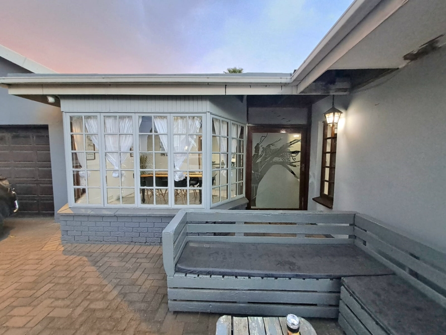 3 Bedroom Property for Sale in Risiville Gauteng