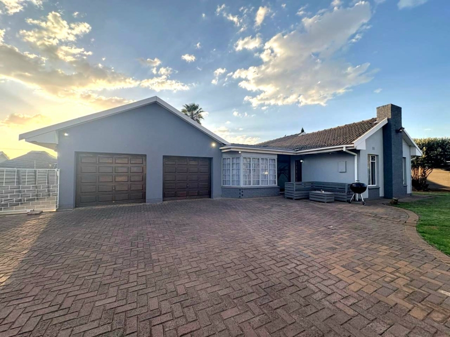 3 Bedroom Property for Sale in Risiville Gauteng