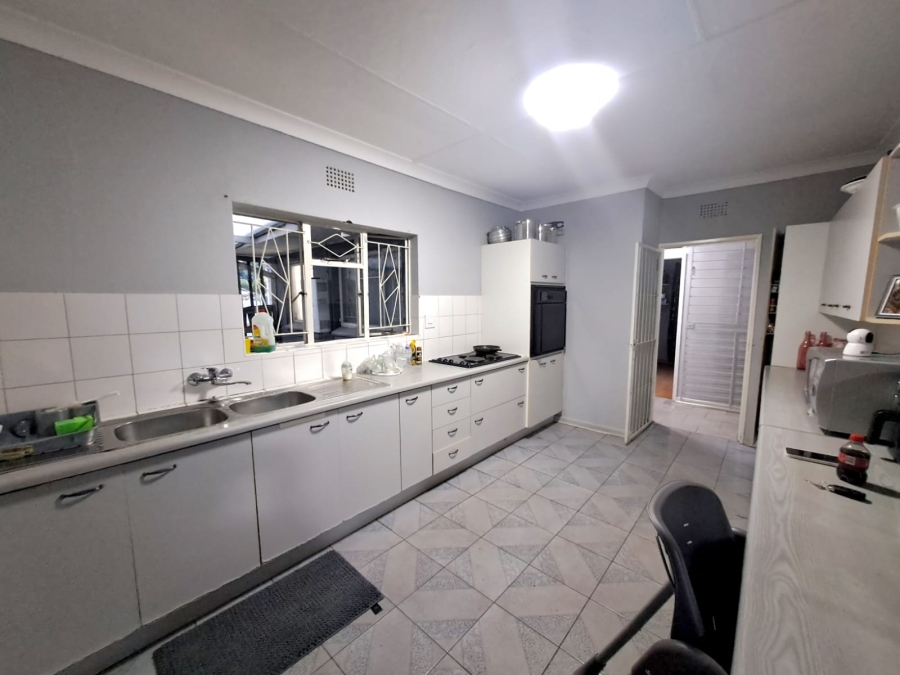 3 Bedroom Property for Sale in Risiville Gauteng