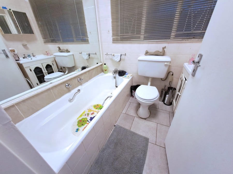 3 Bedroom Property for Sale in Risiville Gauteng