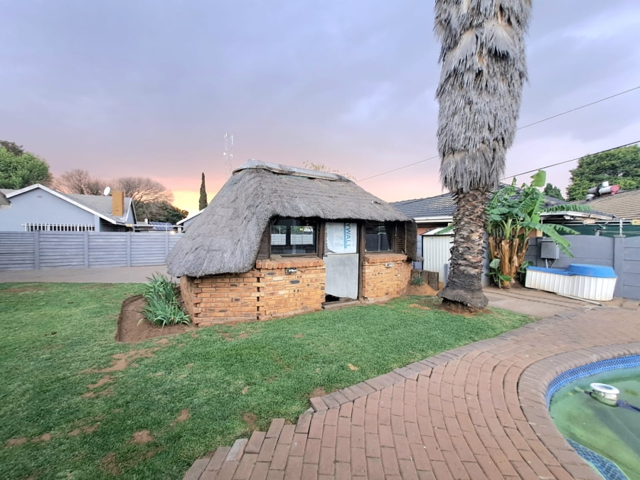3 Bedroom Property for Sale in Risiville Gauteng
