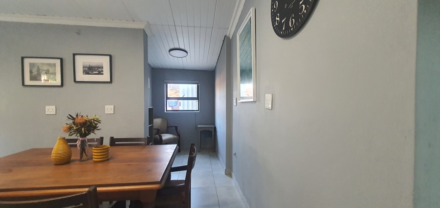 2 Bedroom Property for Sale in Heidelberg Gauteng