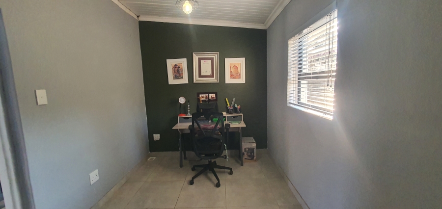 2 Bedroom Property for Sale in Heidelberg Gauteng