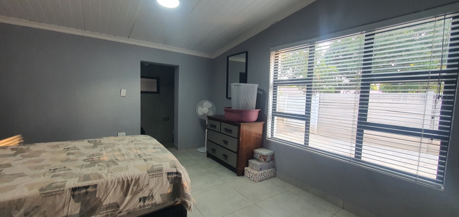 2 Bedroom Property for Sale in Heidelberg Gauteng