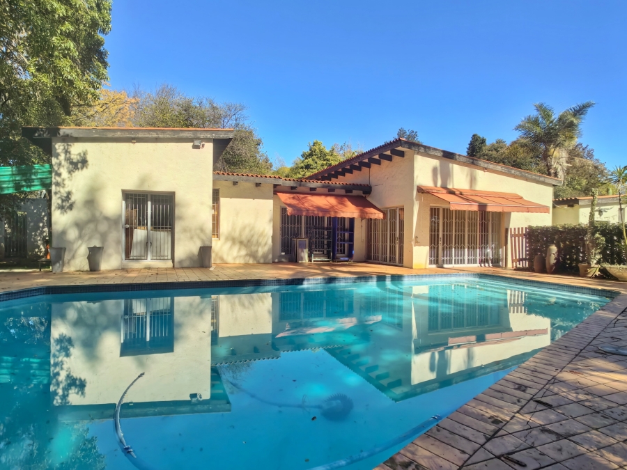 To Let commercial Property for Rent in Dunkeld Gauteng