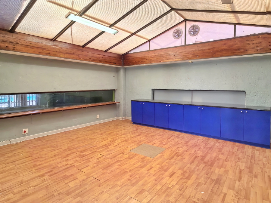 To Let commercial Property for Rent in Dunkeld Gauteng