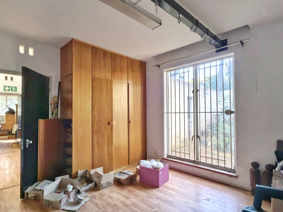 To Let commercial Property for Rent in Dunkeld Gauteng