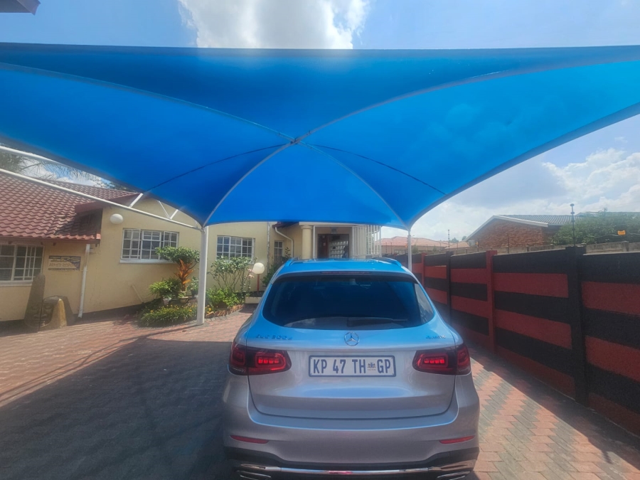 5 Bedroom Property for Sale in Winchester Hills Gauteng