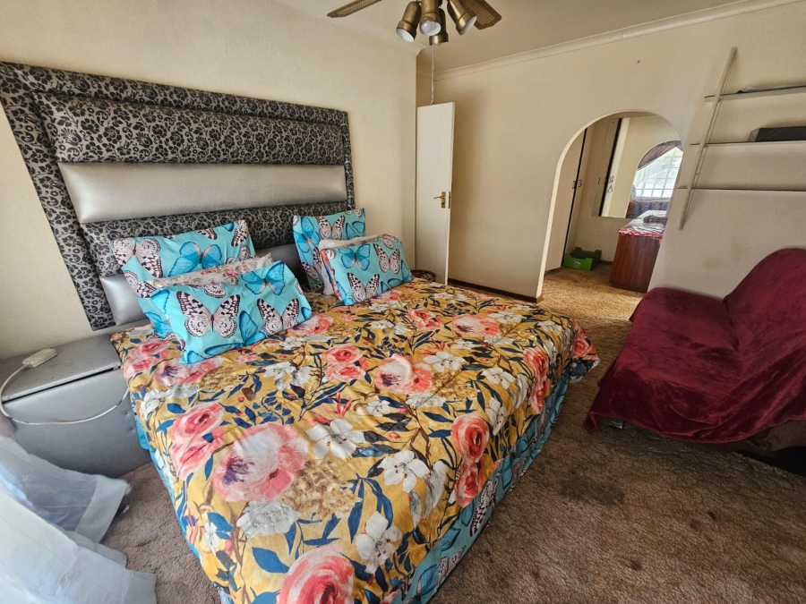 5 Bedroom Property for Sale in Winchester Hills Gauteng