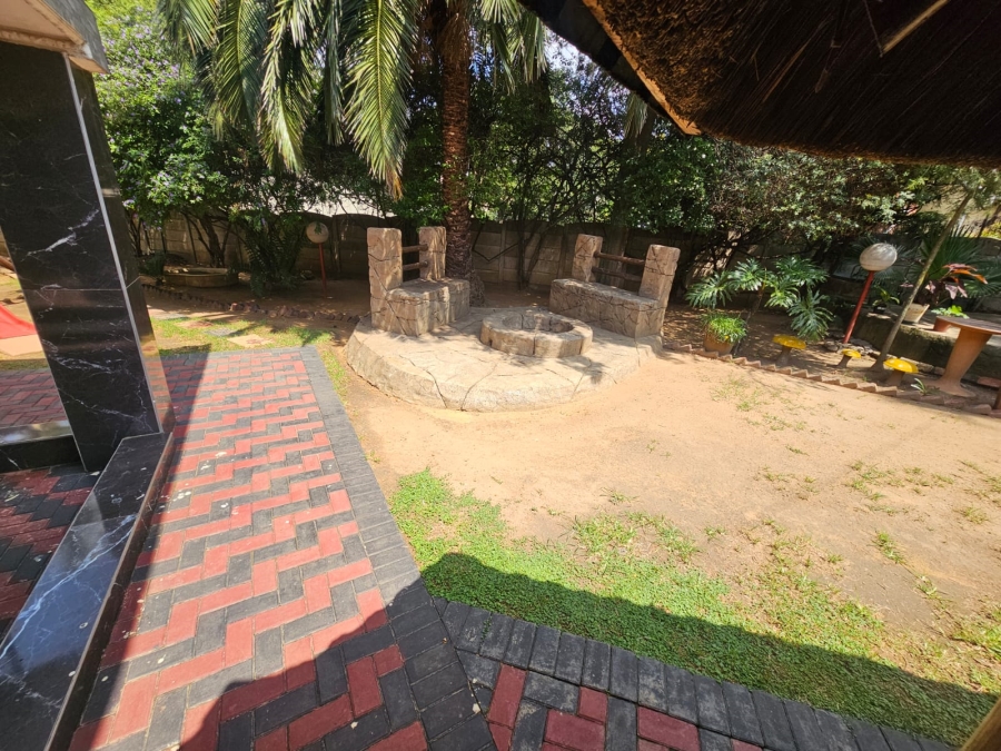 5 Bedroom Property for Sale in Winchester Hills Gauteng