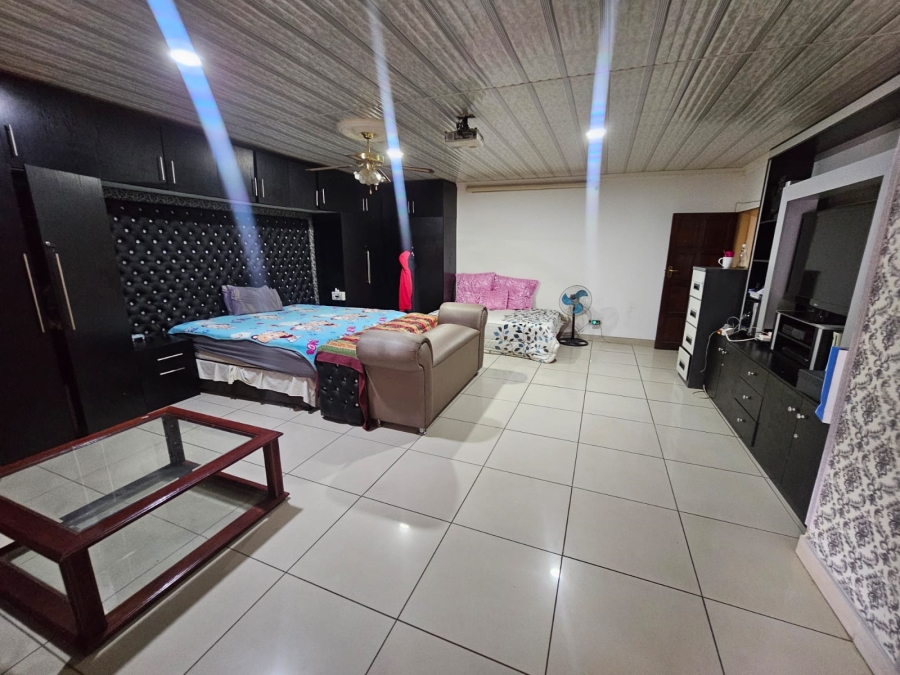 5 Bedroom Property for Sale in Winchester Hills Gauteng