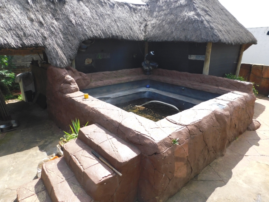 5 Bedroom Property for Sale in Krugersdorp West Gauteng