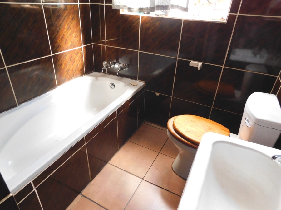 5 Bedroom Property for Sale in Krugersdorp West Gauteng