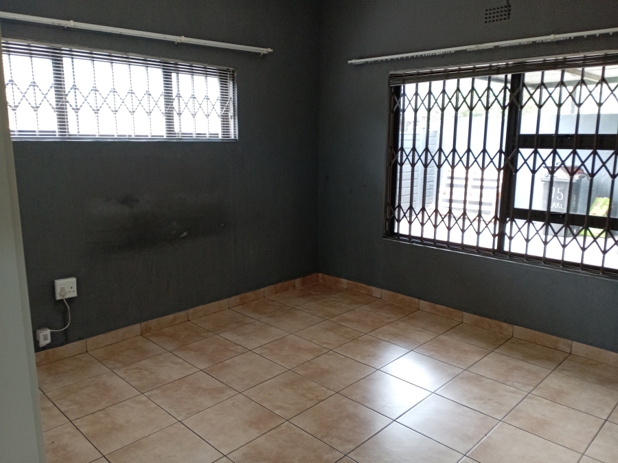 6 Bedroom Property for Sale in Krugersdorp West Gauteng