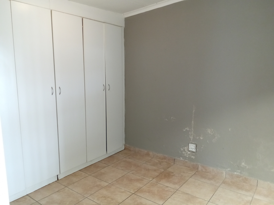 6 Bedroom Property for Sale in Krugersdorp West Gauteng