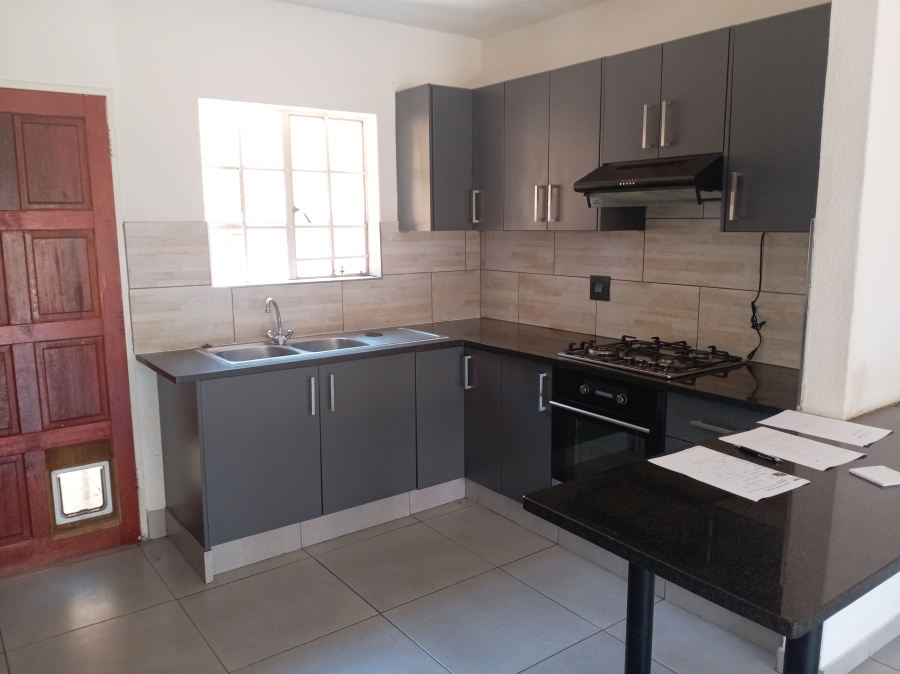 2 Bedroom Property for Sale in Wilgeheuwel Gauteng