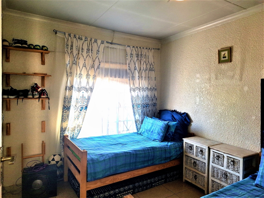 4 Bedroom Property for Sale in Albertville Gauteng