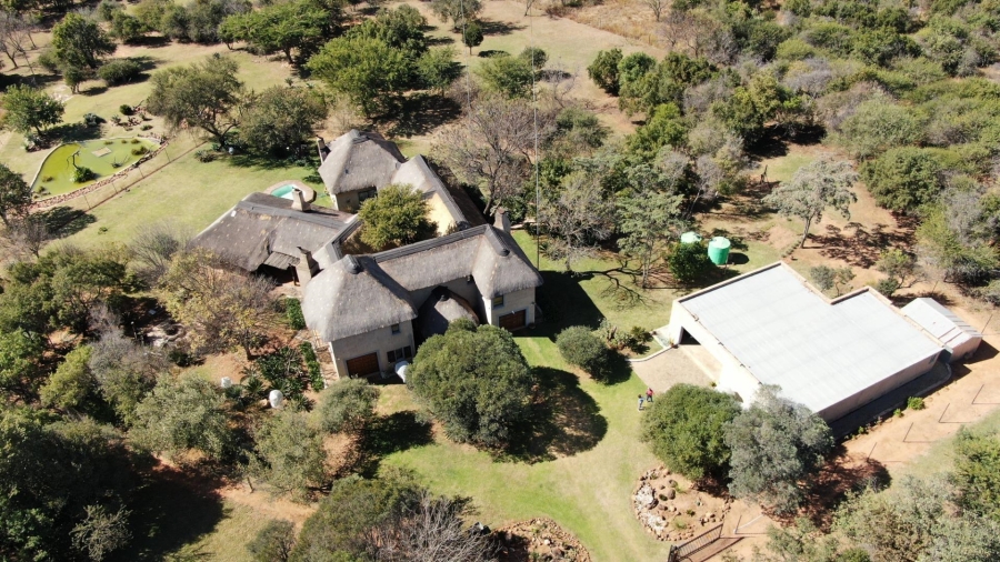 6 Bedroom Property for Sale in Kameelfontein Gauteng