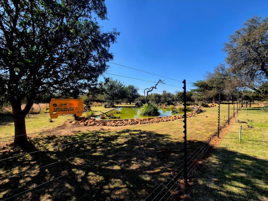 6 Bedroom Property for Sale in Kameelfontein Gauteng