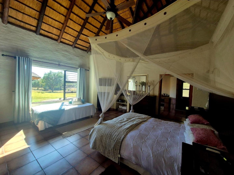 6 Bedroom Property for Sale in Kameelfontein Gauteng