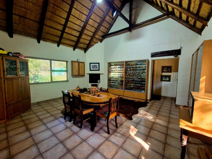6 Bedroom Property for Sale in Kameelfontein Gauteng