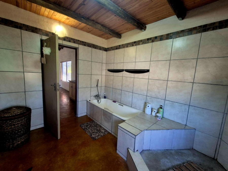 6 Bedroom Property for Sale in Kameelfontein Gauteng