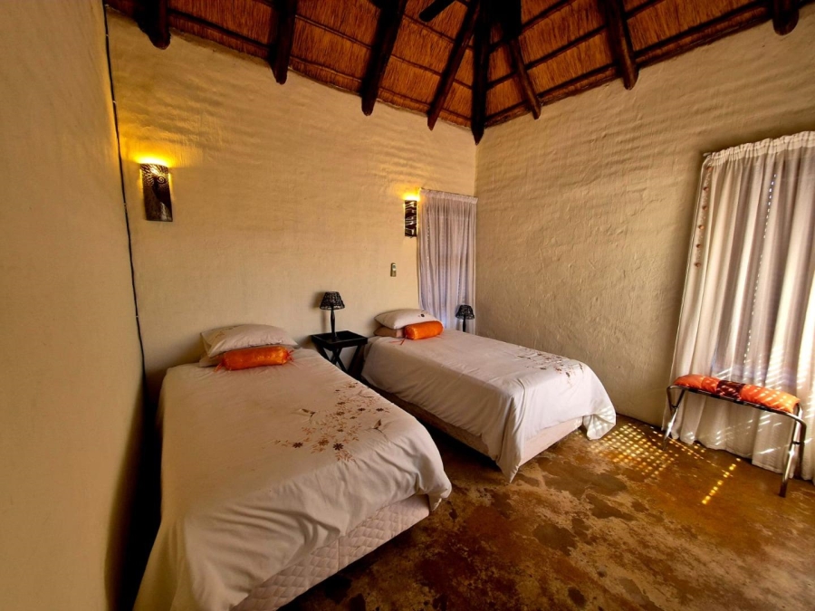 6 Bedroom Property for Sale in Kameelfontein Gauteng