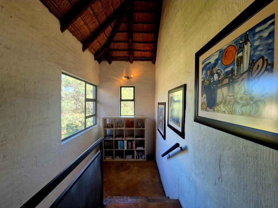 6 Bedroom Property for Sale in Kameelfontein Gauteng