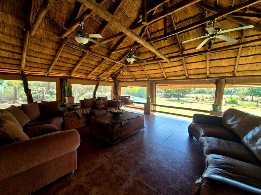 6 Bedroom Property for Sale in Kameelfontein Gauteng