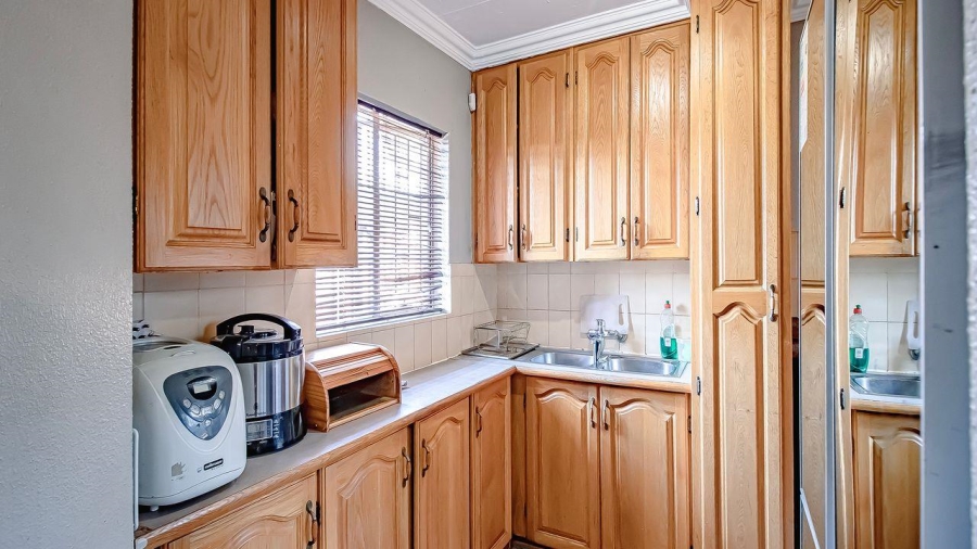 3 Bedroom Property for Sale in Dalpark Gauteng