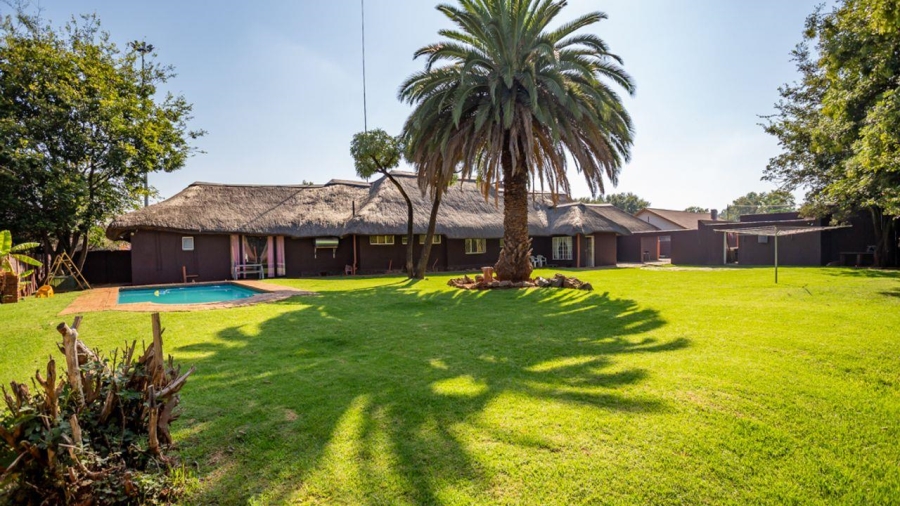 4 Bedroom Property for Sale in Brenthurst Gauteng