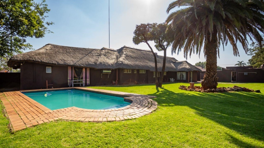 4 Bedroom Property for Sale in Brenthurst Gauteng