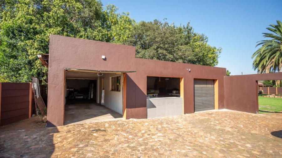 4 Bedroom Property for Sale in Brenthurst Gauteng