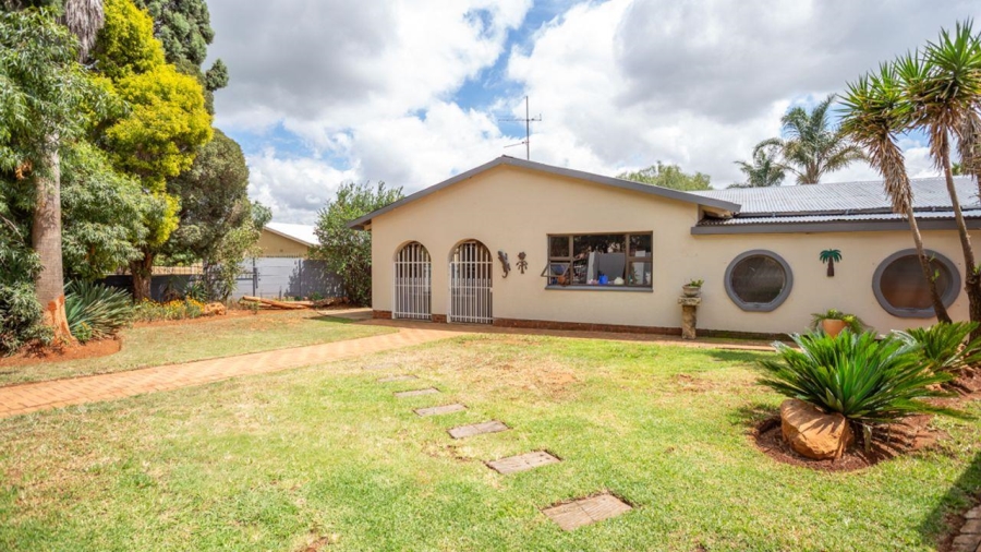 4 Bedroom Property for Sale in Edelweiss Gauteng