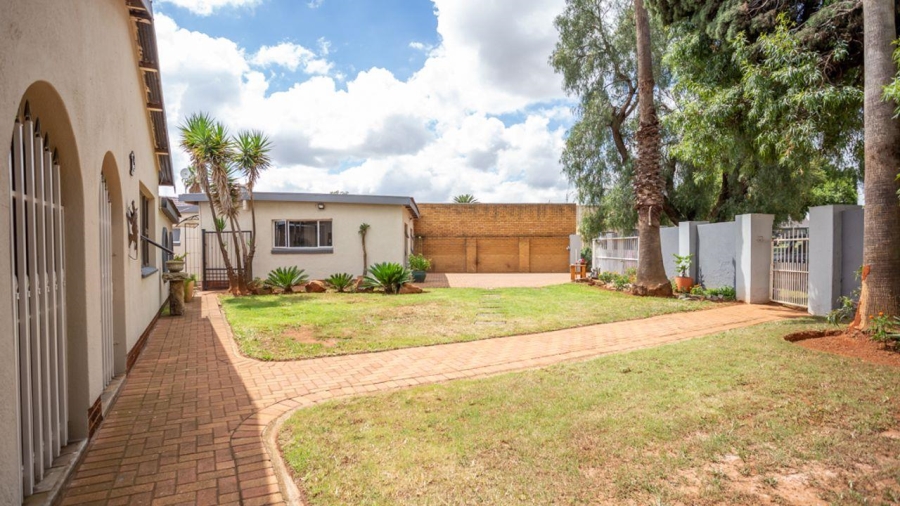 4 Bedroom Property for Sale in Edelweiss Gauteng