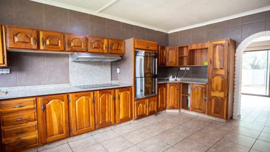 4 Bedroom Property for Sale in Edelweiss Gauteng