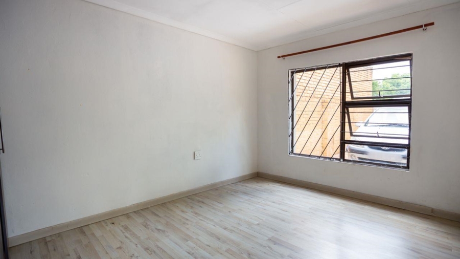 4 Bedroom Property for Sale in Edelweiss Gauteng