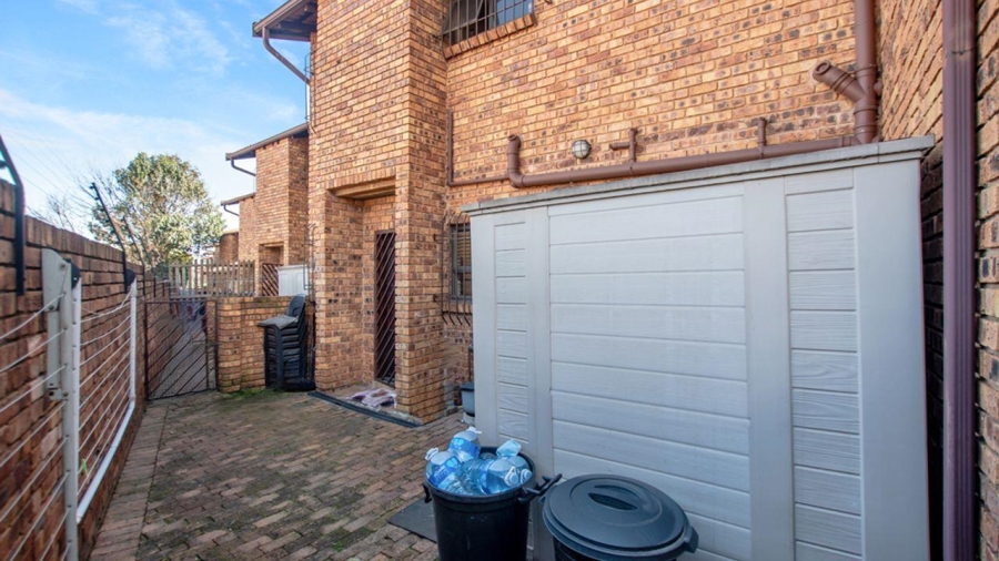 3 Bedroom Property for Sale in Klopperpark Gauteng