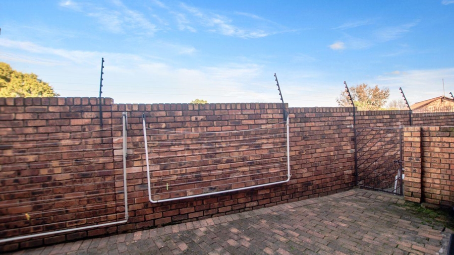 3 Bedroom Property for Sale in Klopperpark Gauteng