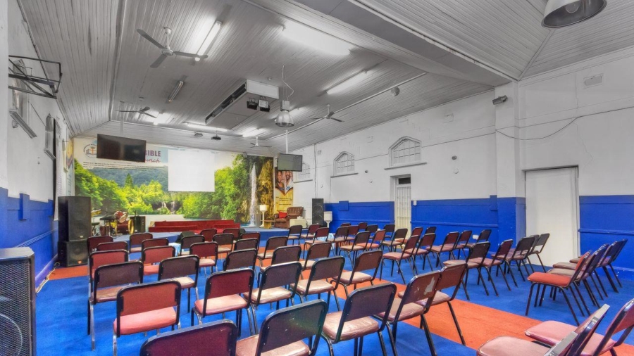 6 Bedroom Property for Sale in Malvern Gauteng