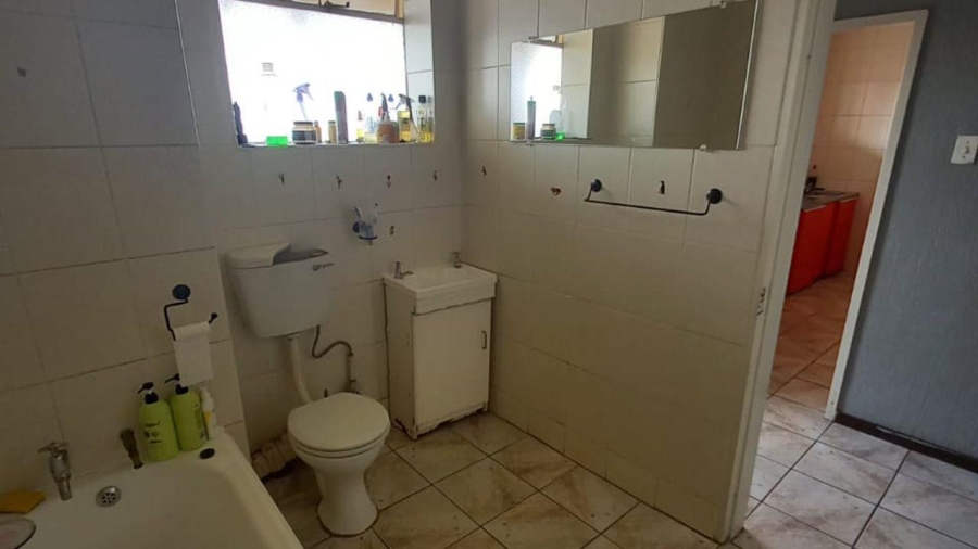 2 Bedroom Property for Sale in Symhurst Gauteng