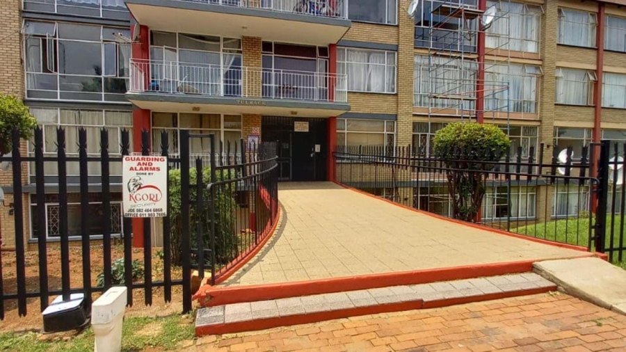 2 Bedroom Property for Sale in Symhurst Gauteng
