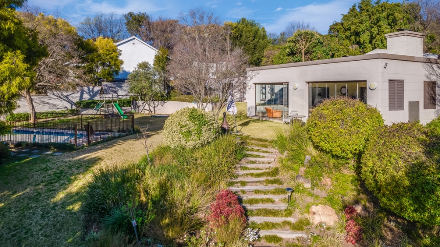 4 Bedroom Property for Sale in Glenadrienne Gauteng